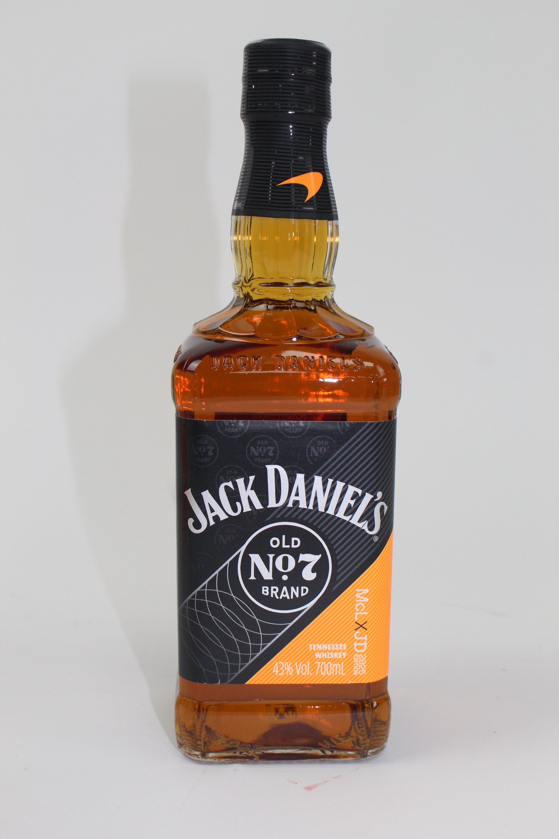 Jack Daniels Whiskey Mclaren Formula 1 edition gift set with a free giftag