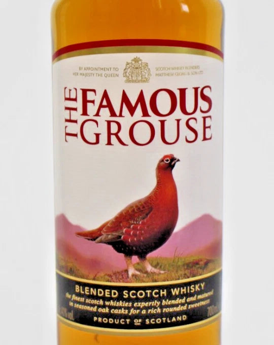 Famous Grouse whisky Gift set, with X2 branded glasses, free bear hug gift tag