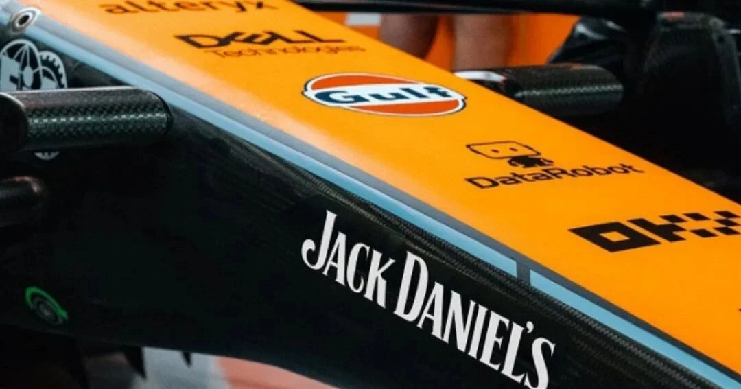 Jack Daniels Whiskey Mclaren Formula 1 edition gift set with a free giftag