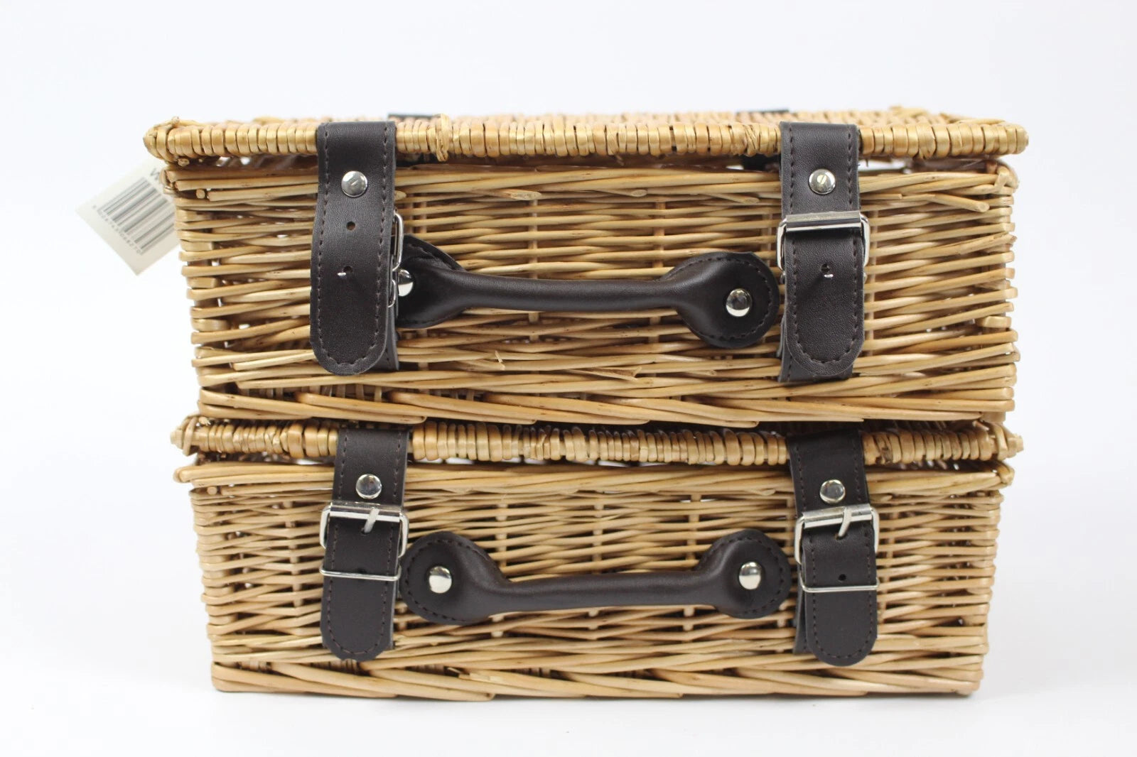 Wicker picnic baskets Listing for X2 small 30 x 20 X 10Cm baskets Ideal gifts