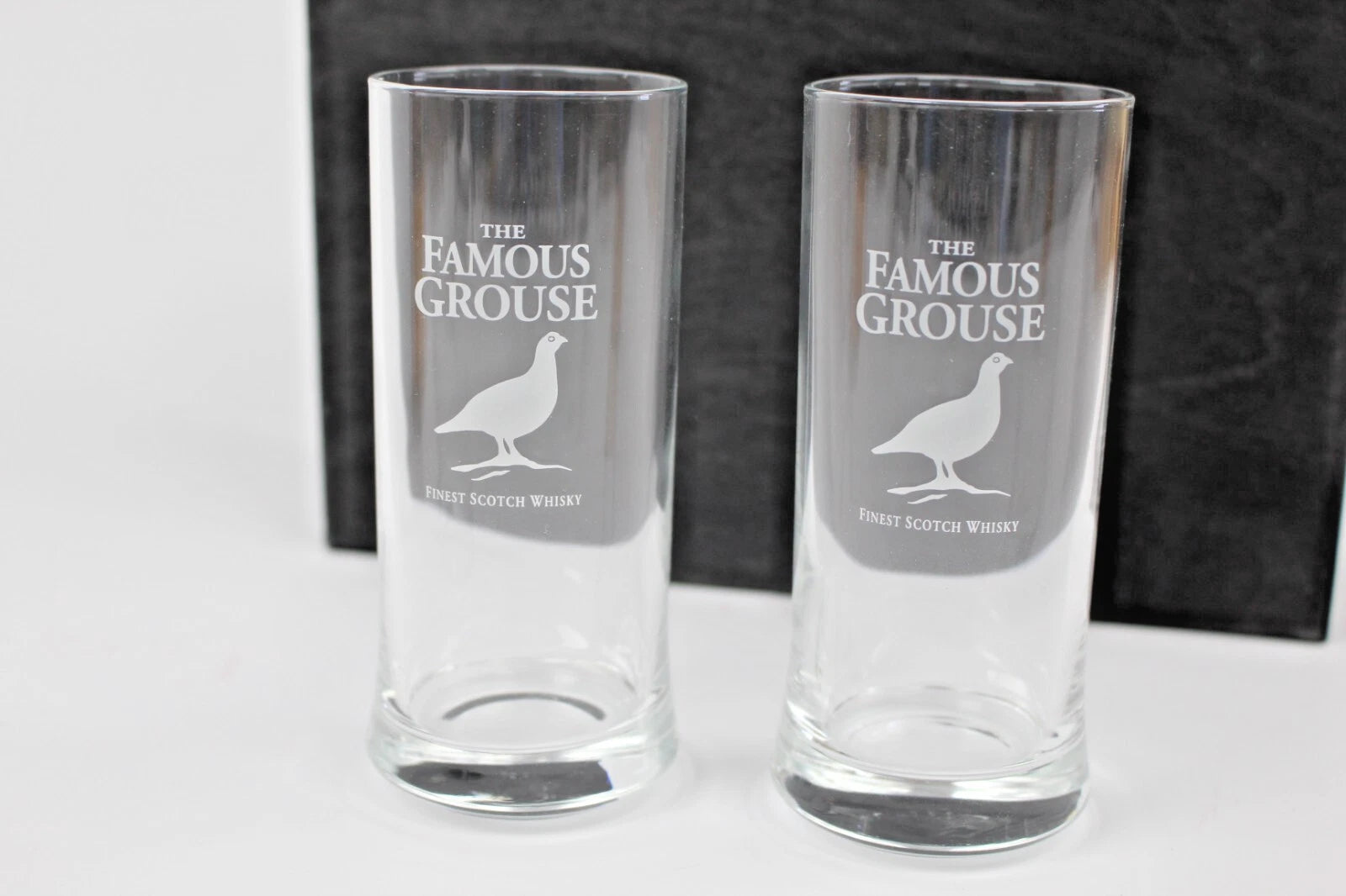 Famous Grouse whisky Gift set, with X2 branded glasses, free bear hug gift tag